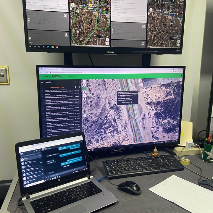 Equipo de cómputo para monitoreo operativo